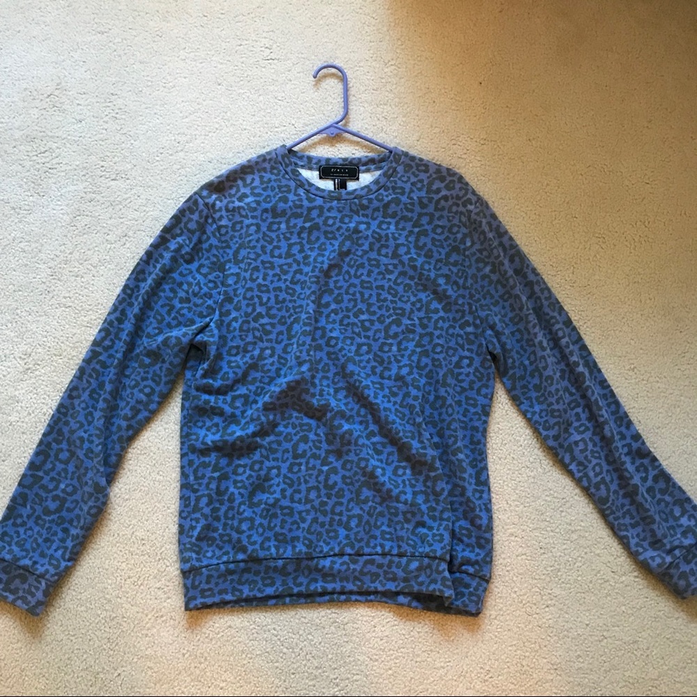 Men’s Long sleeve Cheetah Crew Neck Sweater